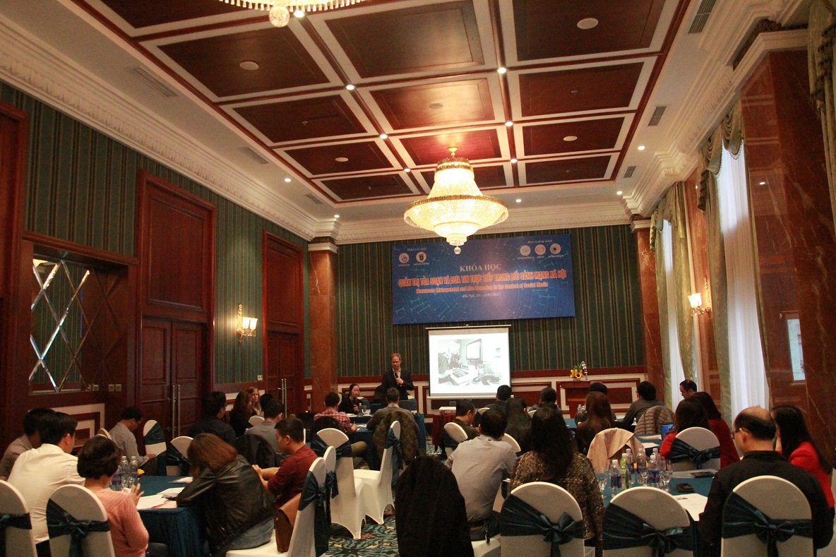 Course: Newsroom Management and Live Reporting in the Context of Social Media
